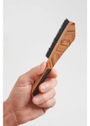 E9 - Spazzolino per pulizia prese o parete dalla magnesite Woodbrush